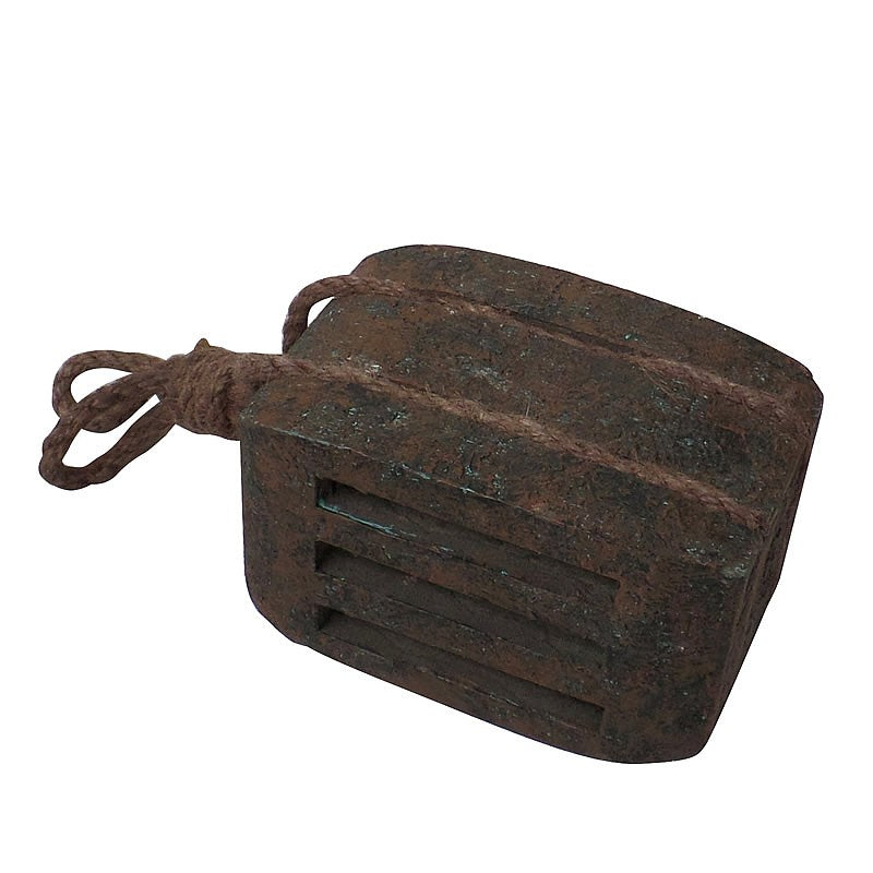 Rust-effect Ship's Block - from Nauticalia