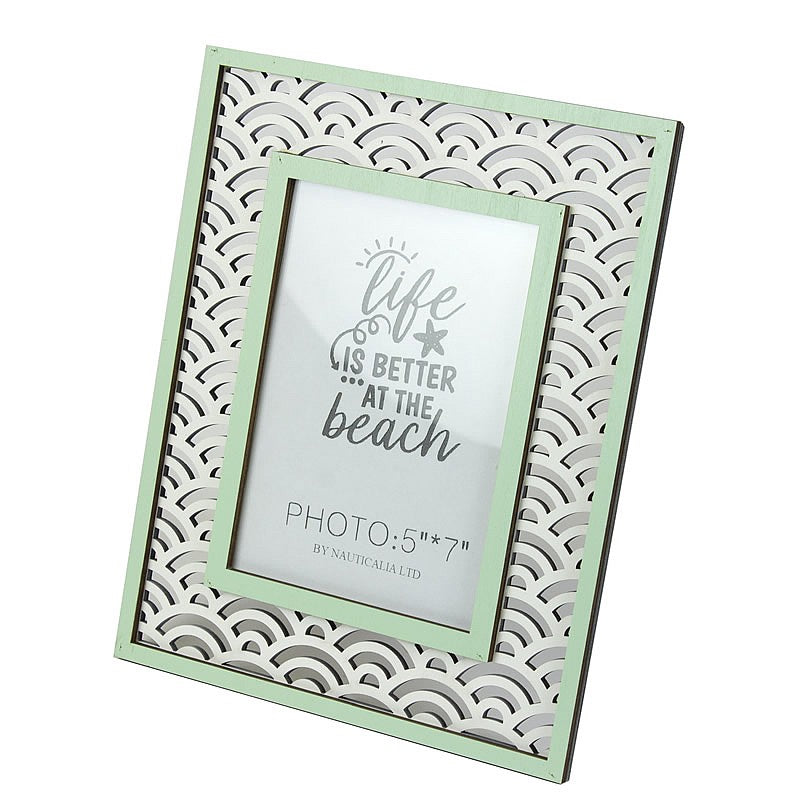 Photo Frame with Waves